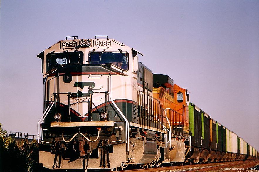 BNSF SD70MAC 9786